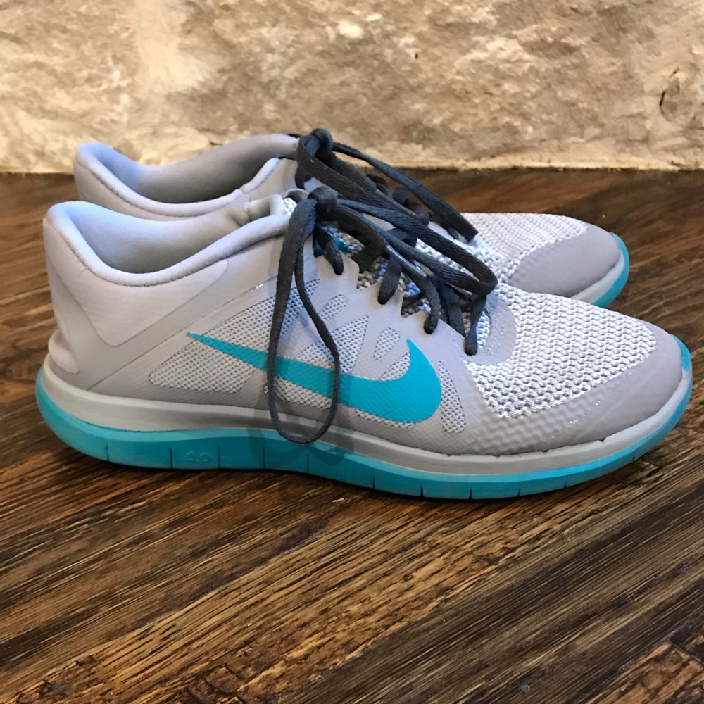 Blue and Teal Nike Free 4.0 Shoes Size 9